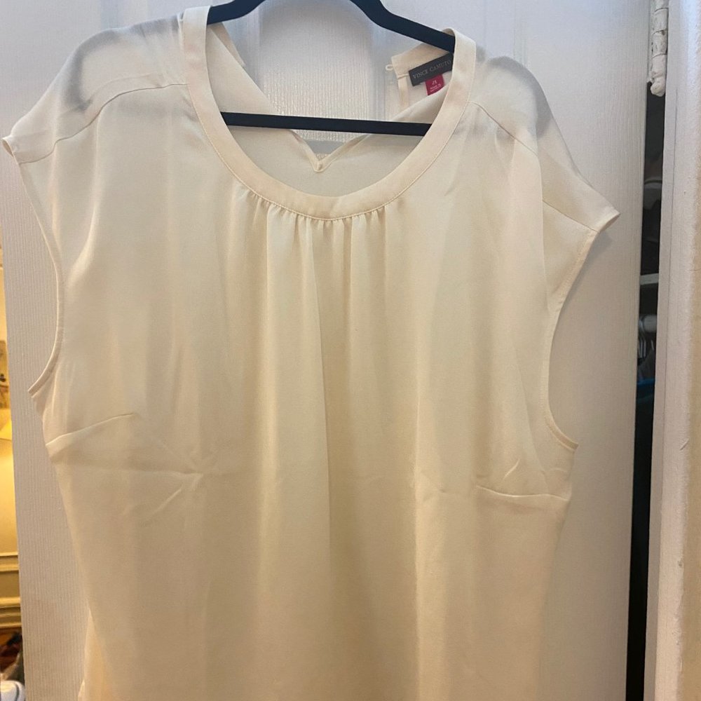 Cream Vince Camuto shell
